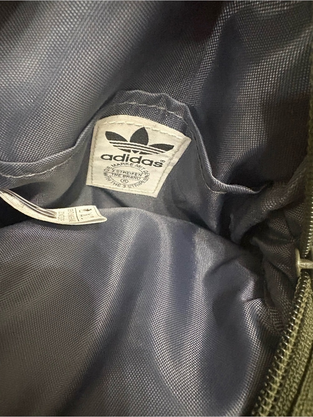 Adidas Originals Trefoil Olive Green Mini Crossbody Festival Bag - Picture 3 of 3